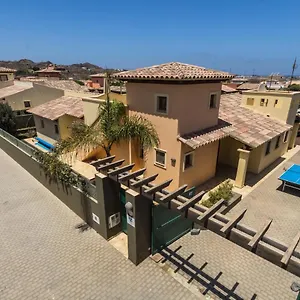Ducales Villa